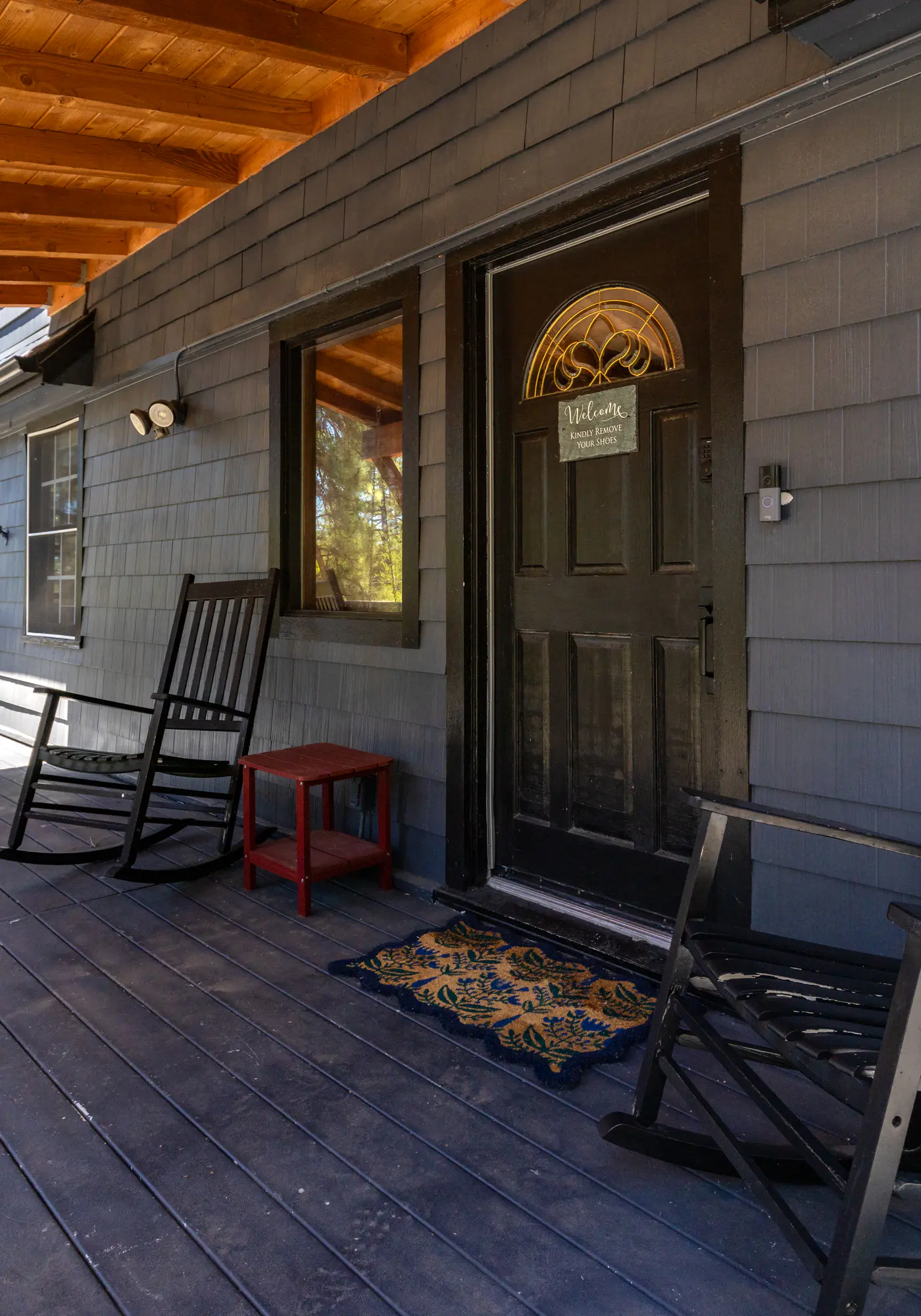 Lundquist House
