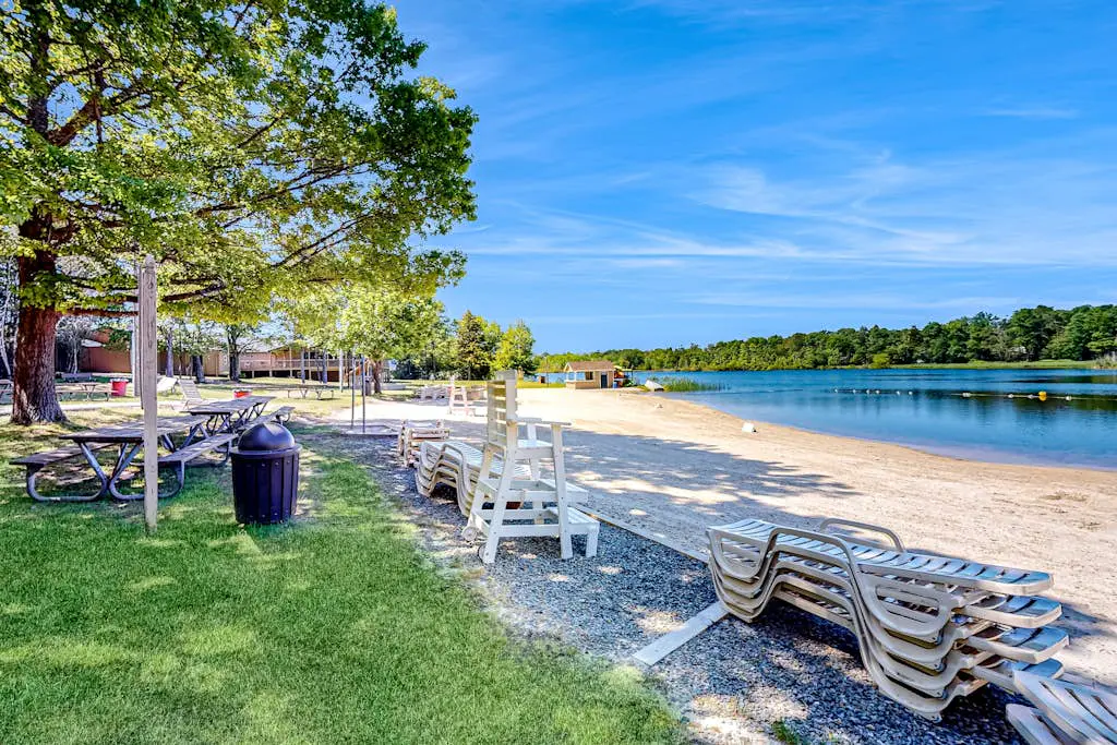 Pocono Home with Hot Tub, EV Charge, Pool & Tennis