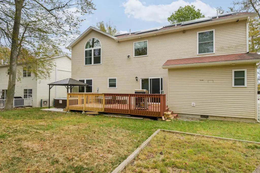 Pocono Home with Hot Tub, EV Charge, Pool & Tennis