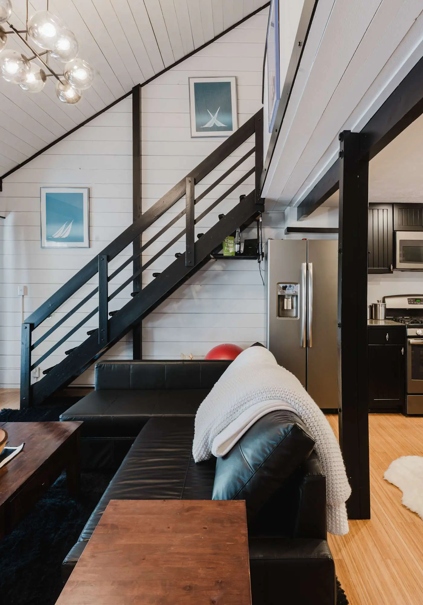 Cozy Sunriver Retreat - SHARC Passes, Bikes and BBQ