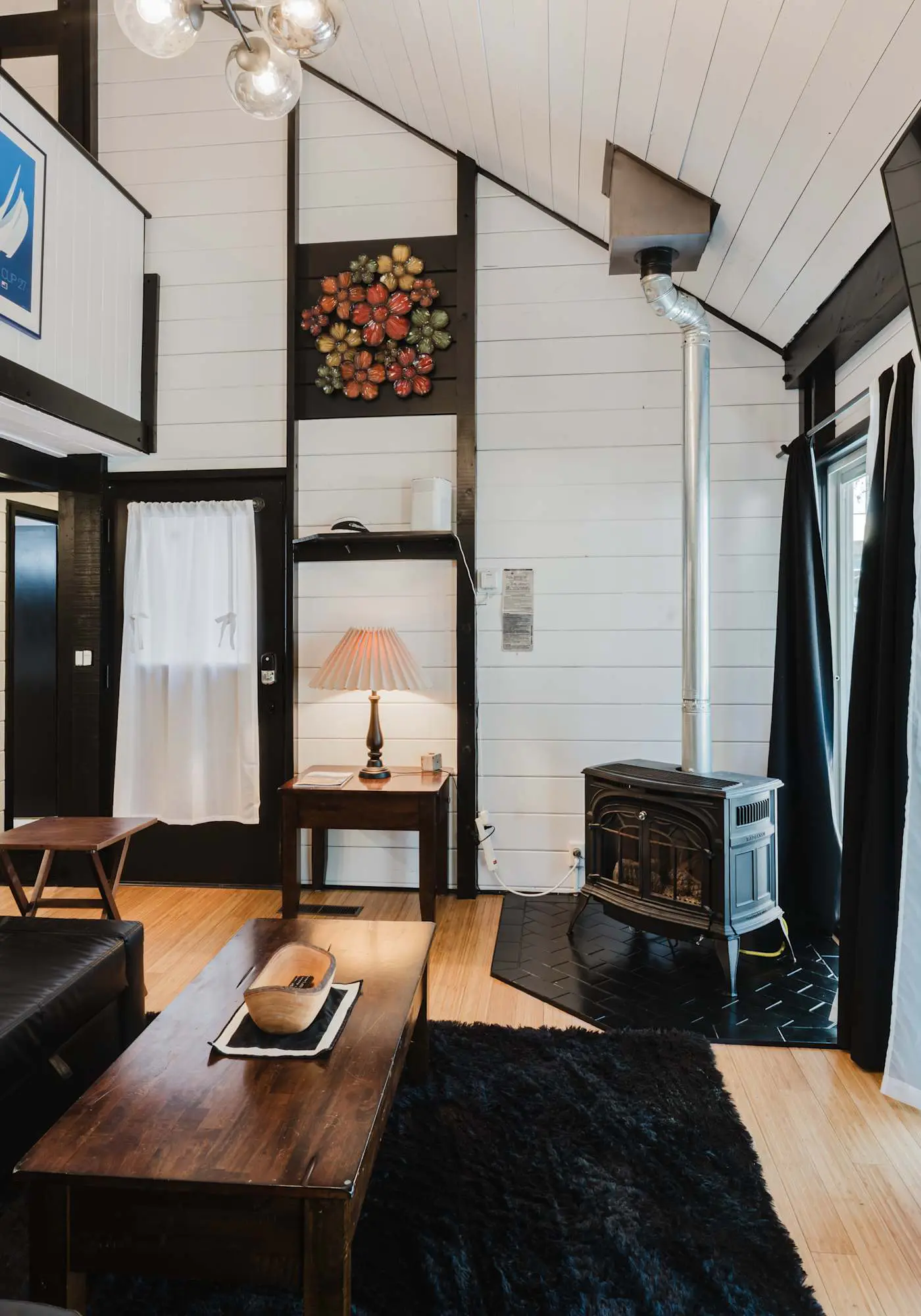 Cozy Sunriver Retreat - SHARC Passes, Bikes and BBQ
