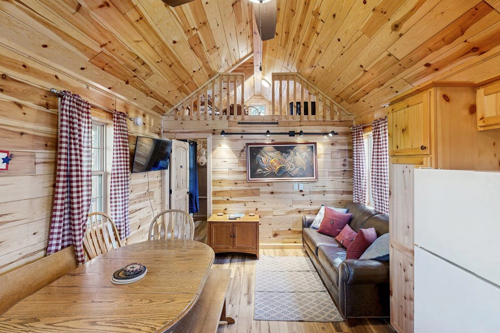 Meandering Moose Cabin
