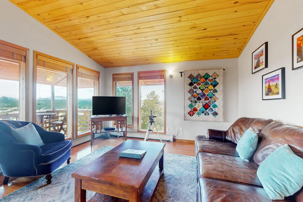 The Mountain Artist's Retreat