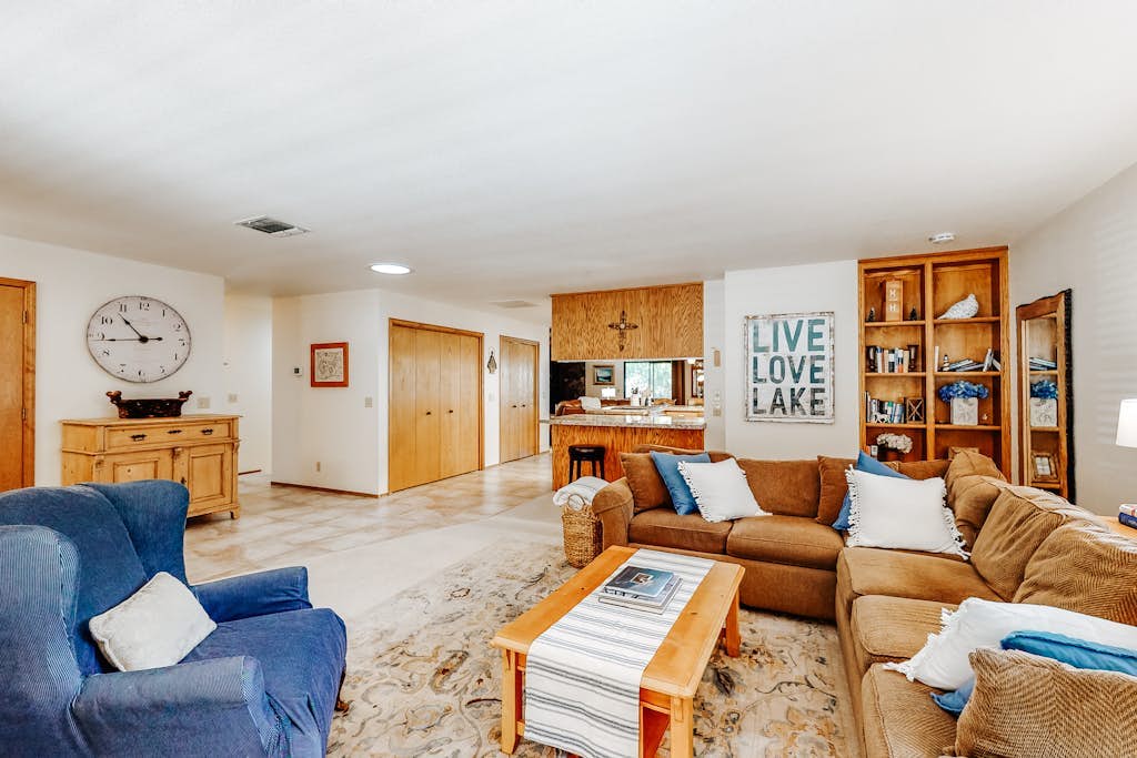 Spacious, family-friendly home w/ a gourmet kitchen, multiple decks, & free WiFi