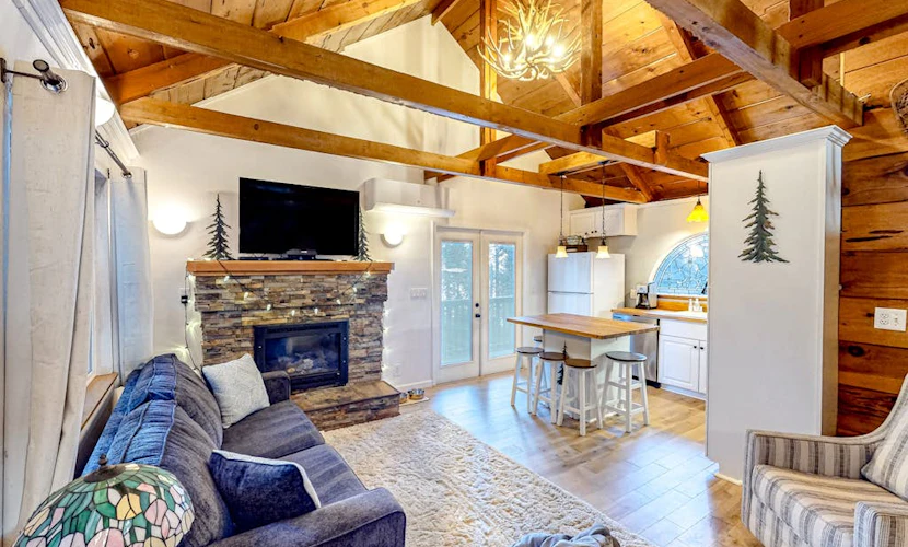 Private dog-friendly cabin with pool access, mtn views, & deck - near skiing