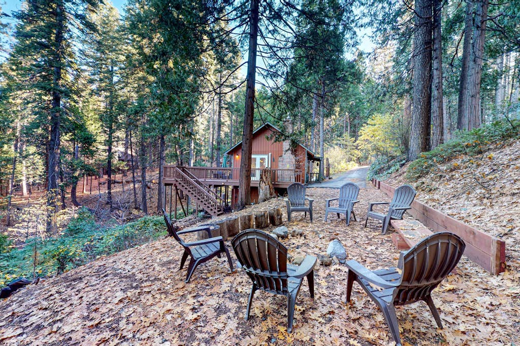 Private dog-friendly cabin with pool access, mtn views, & deck - near skiing