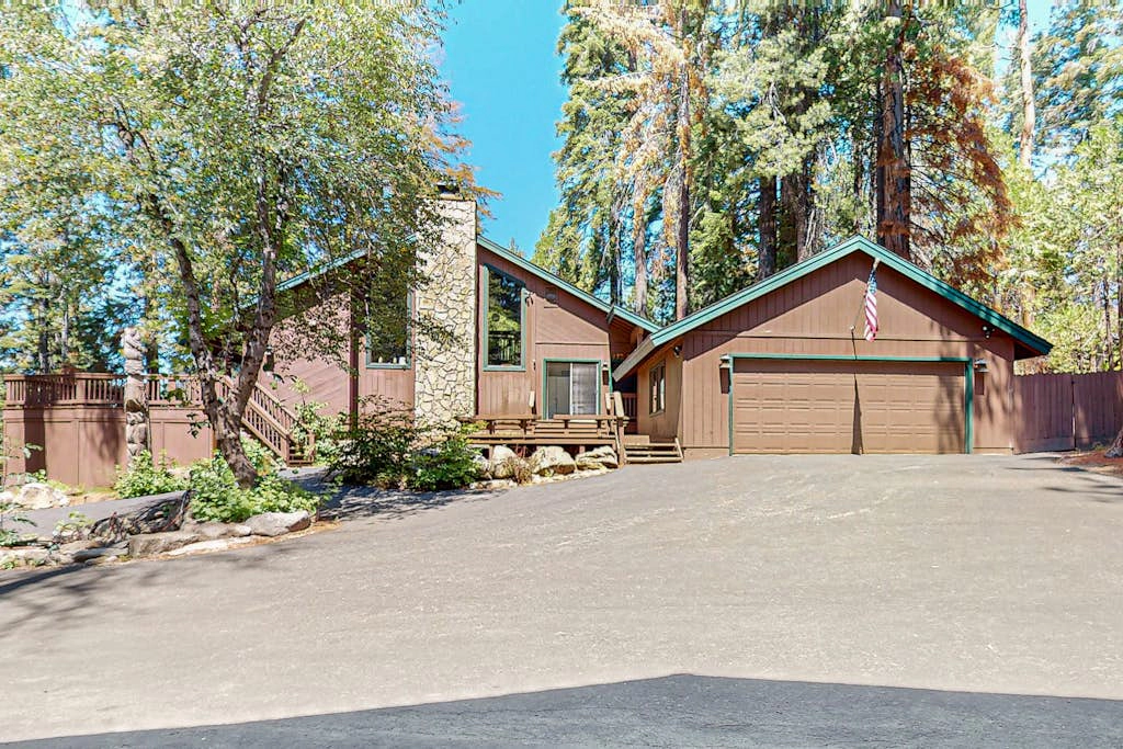 Tranquil Pines Retreat