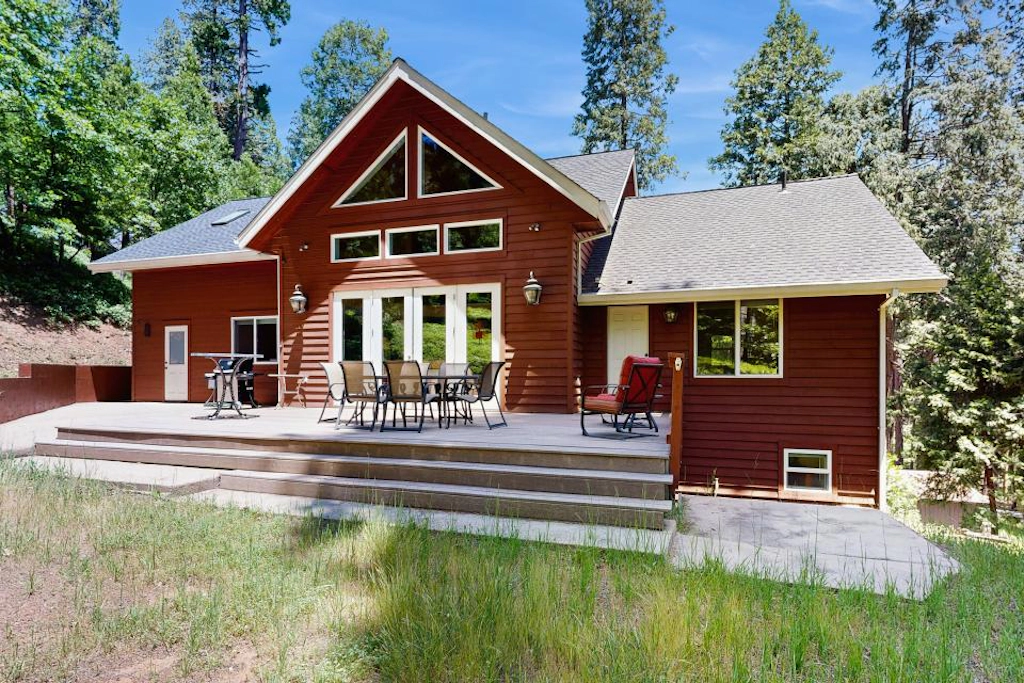 Cypress Lodge