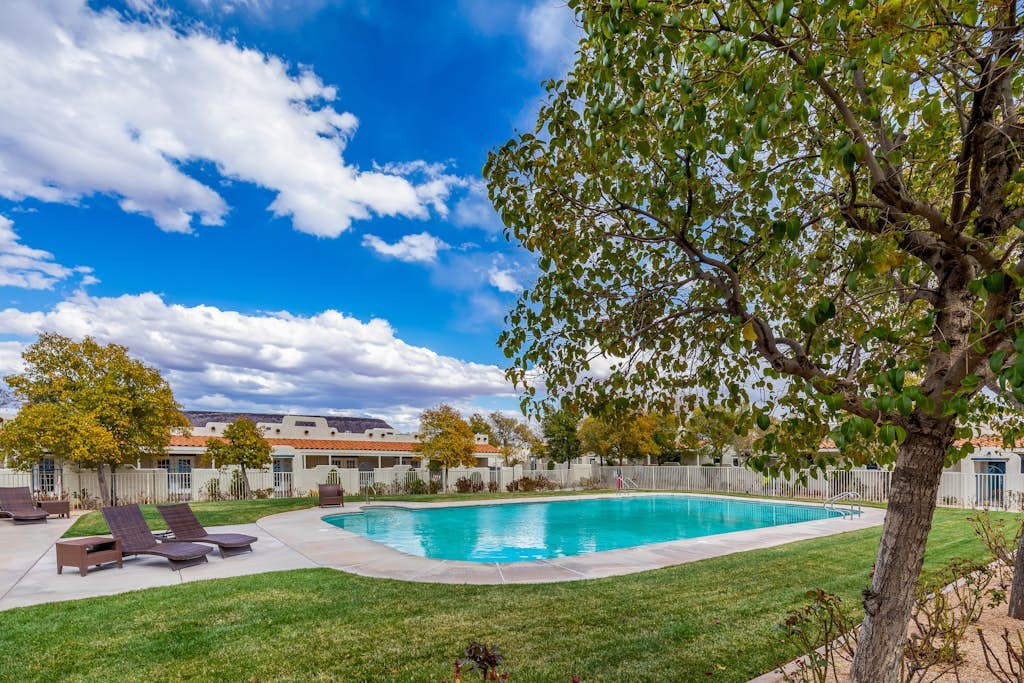 Stylish, Dog-Friendly Condo w/Free WiFi, Central AC, & Shared Hot Tub & 2 Pools