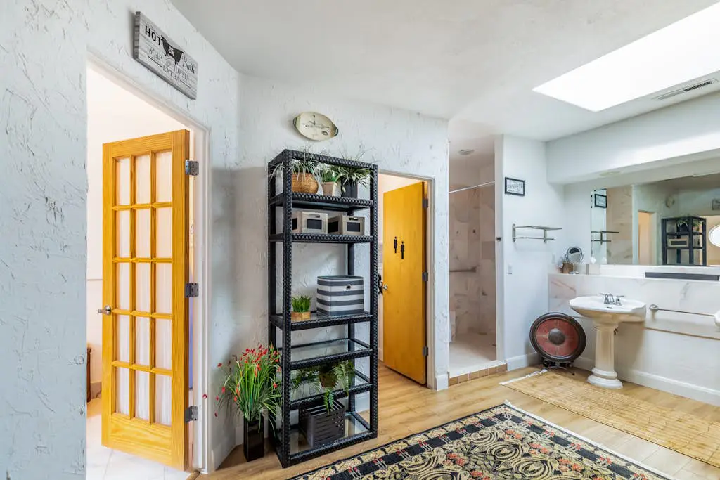 Sunny Cozy Condo