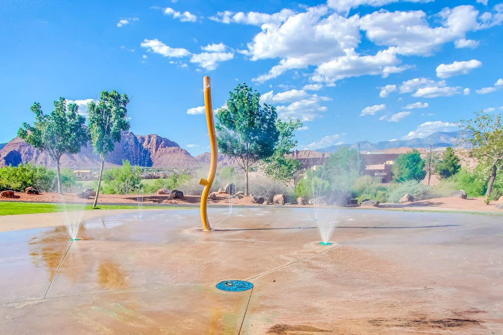 Resort home with private washer/dryer, shared pool, water park & hot tub