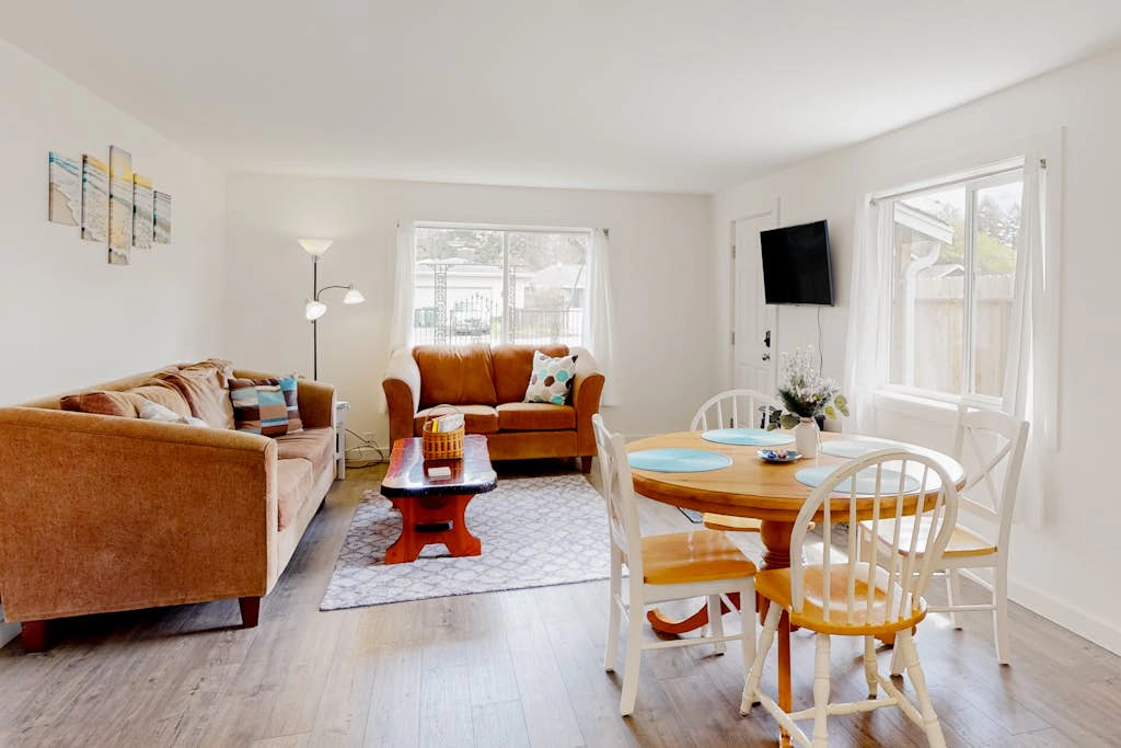 Cedar Street Cottage