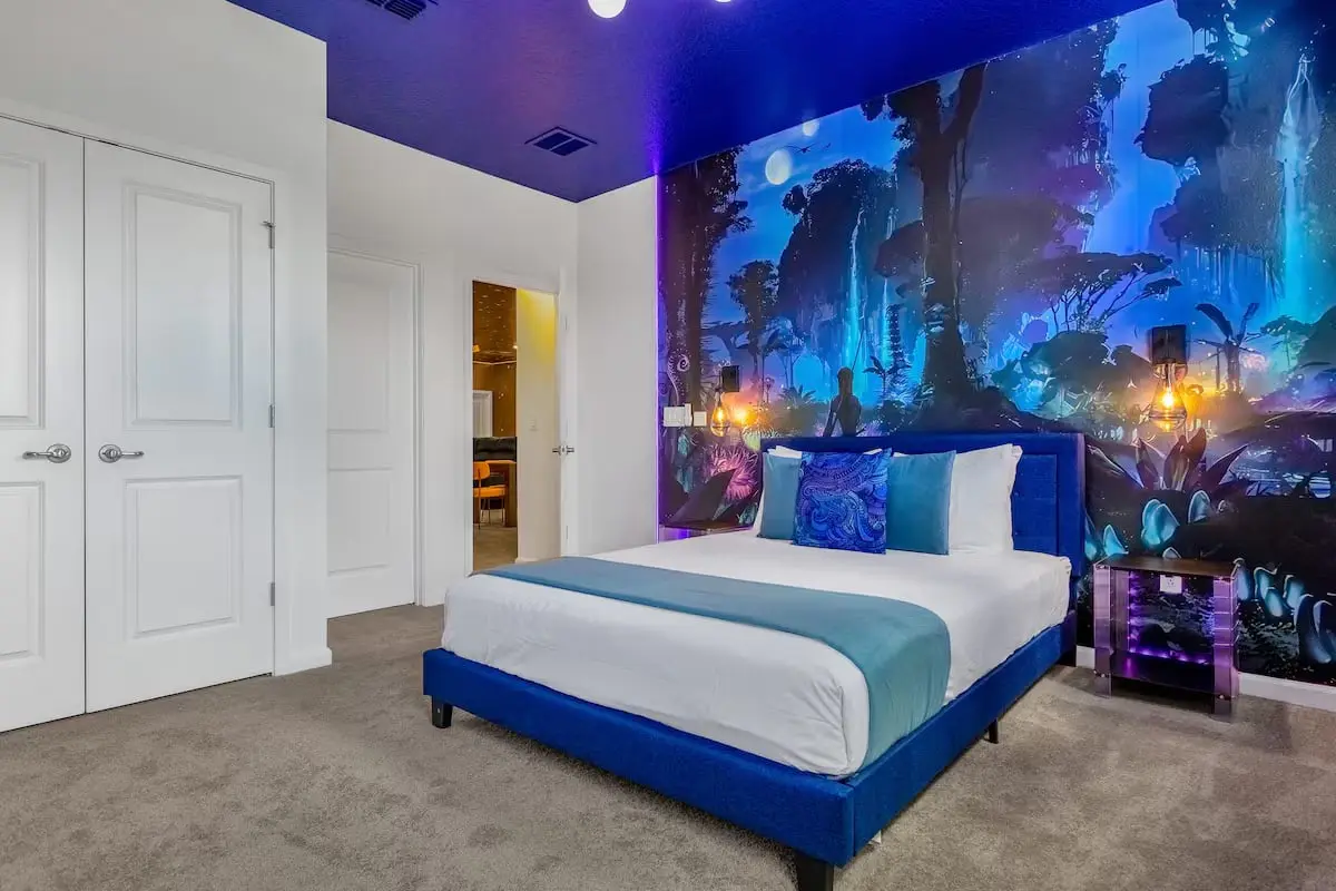 Modern Home at Sonoma! Sleeps 32