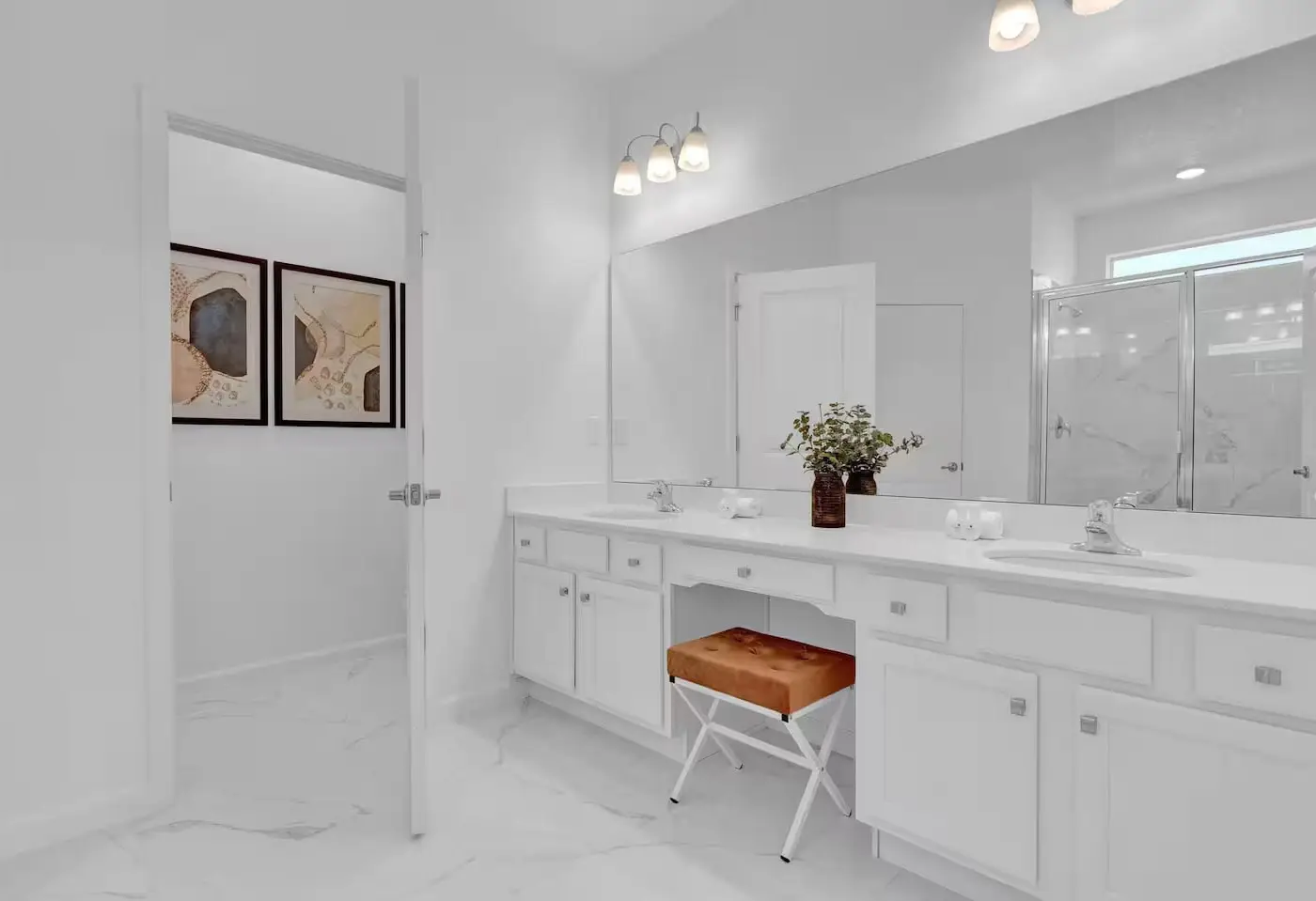 Modern Home at Sonoma! Sleeps 32