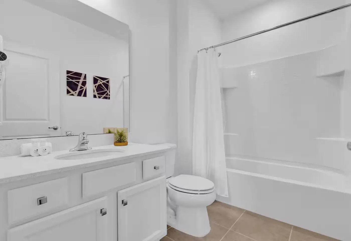 Modern Home at Sonoma! Sleeps 32