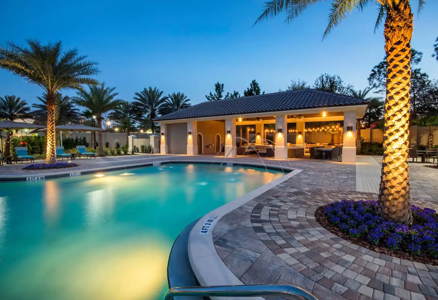 Modern Home at Sonoma! Sleeps 32