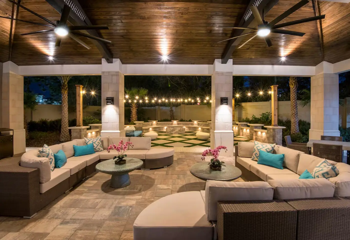 Modern Home at Sonoma! Sleeps 32
