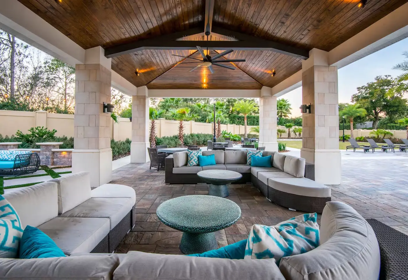 Modern Home at Sonoma! Sleeps 32