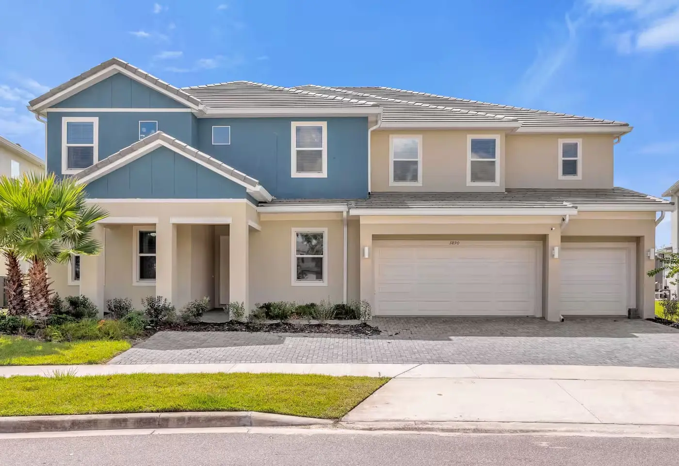 Modern Home at Sonoma! Sleeps 32