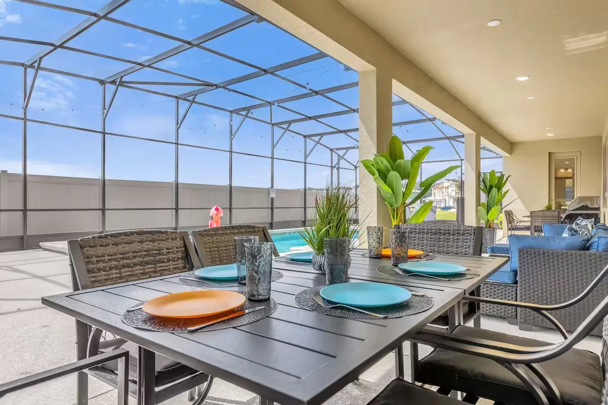 Modern Home at Sonoma! Sleeps 32