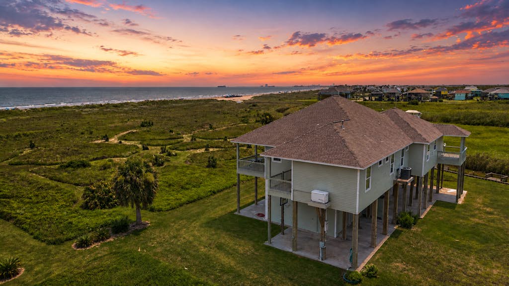 Beachfront + Canal: 4BR/4BA w/ Ocean Views & Fireplace