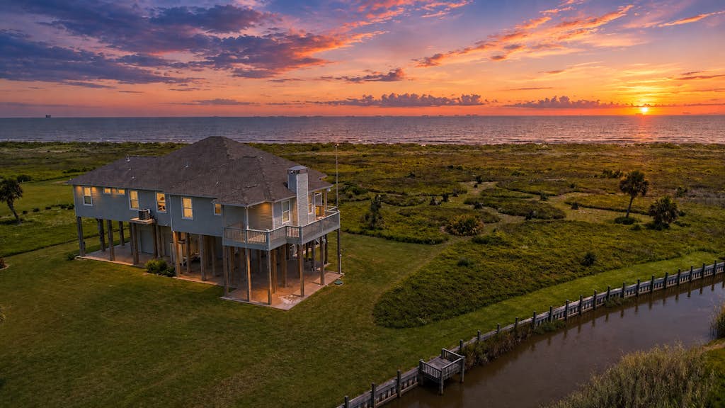 Beachfront + Canal: 4BR/4BA w/ Ocean Views & Fireplace
