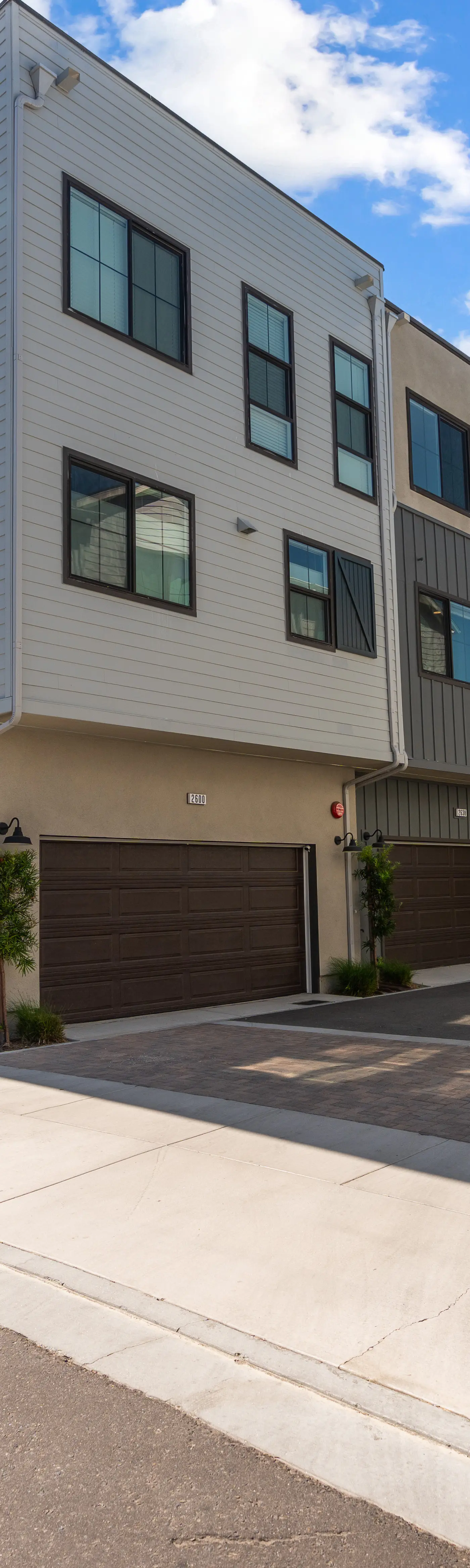 Modern 4BR Townhouse near Beach & Legoland