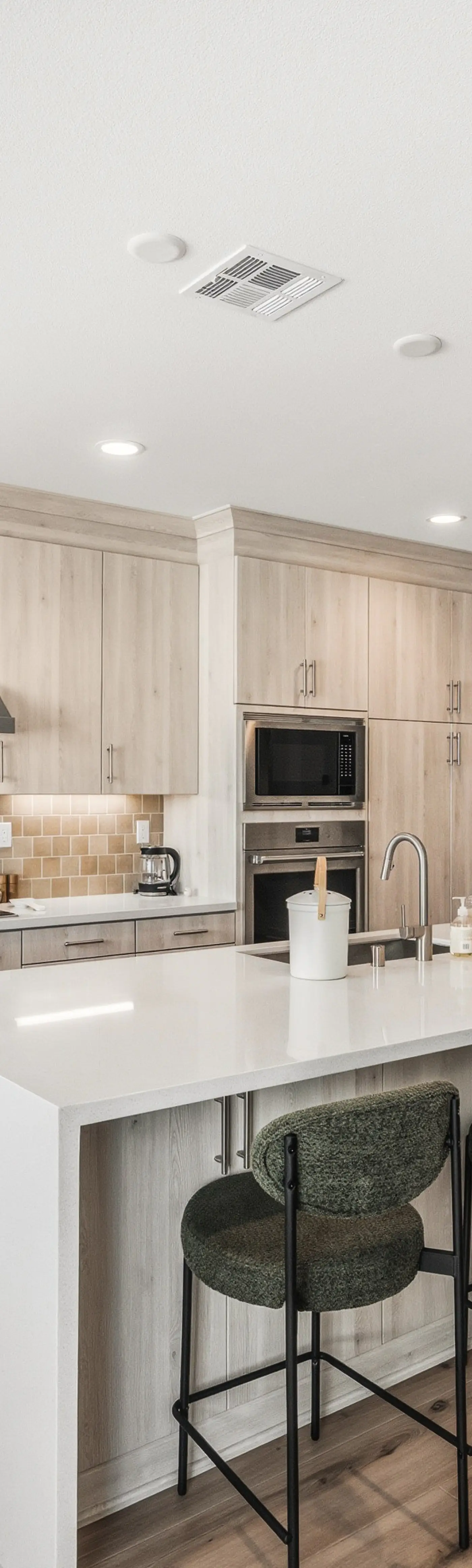 Modern 4BR Townhouse near Beach & Legoland