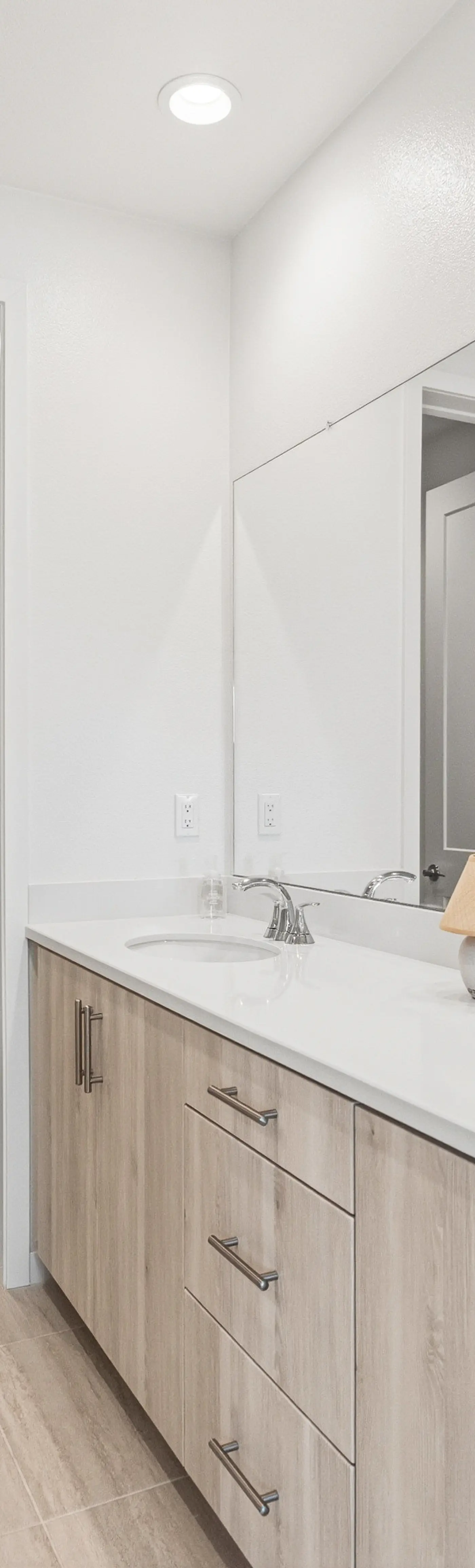 Modern 4BR Townhouse near Beach & Legoland