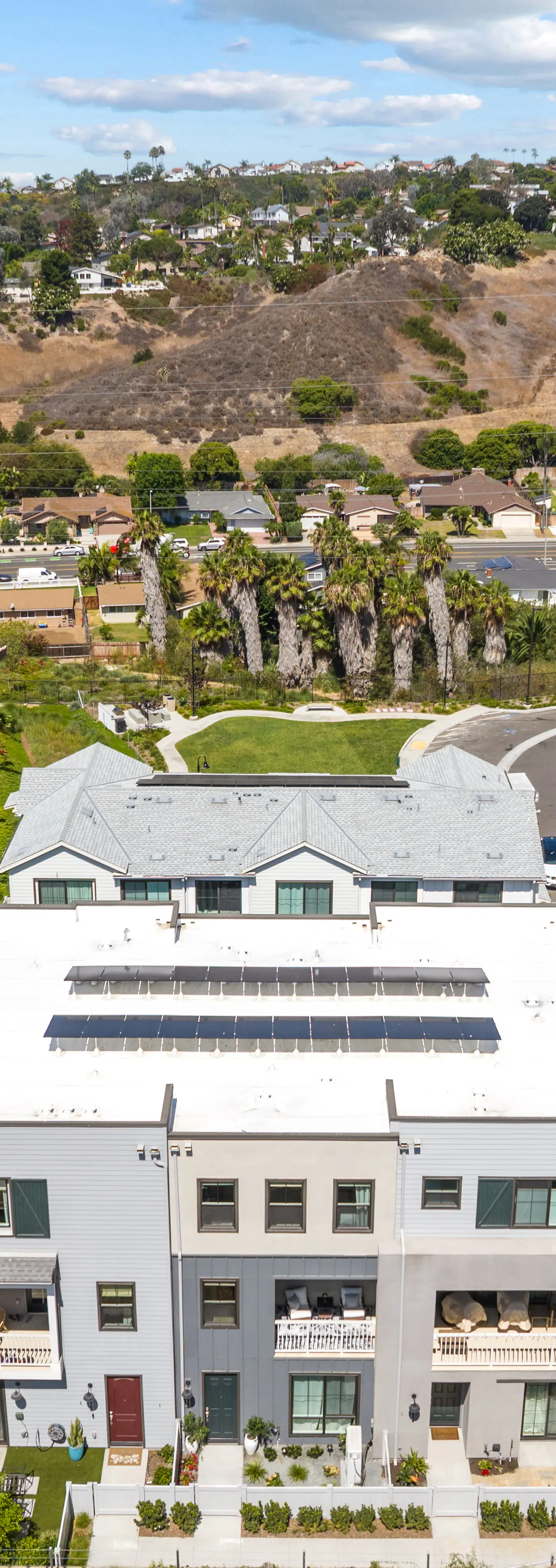Modern 4BR Townhouse near Beach & Legoland