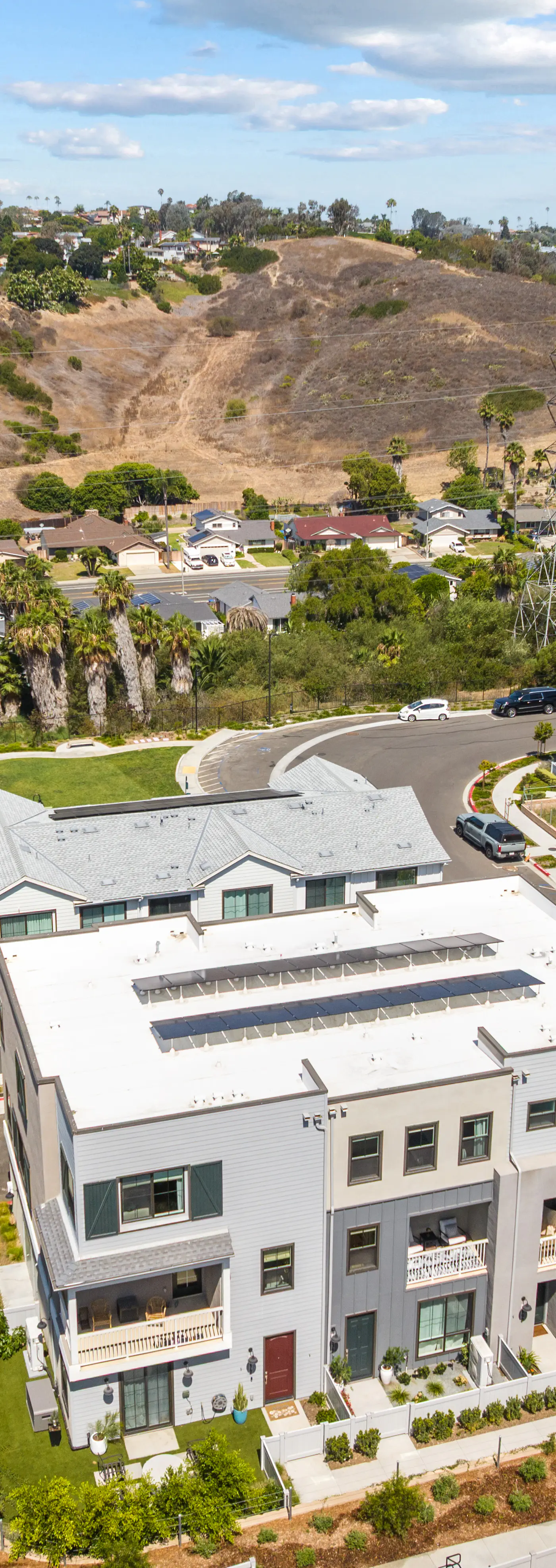 Modern 4BR Townhouse near Beach & Legoland