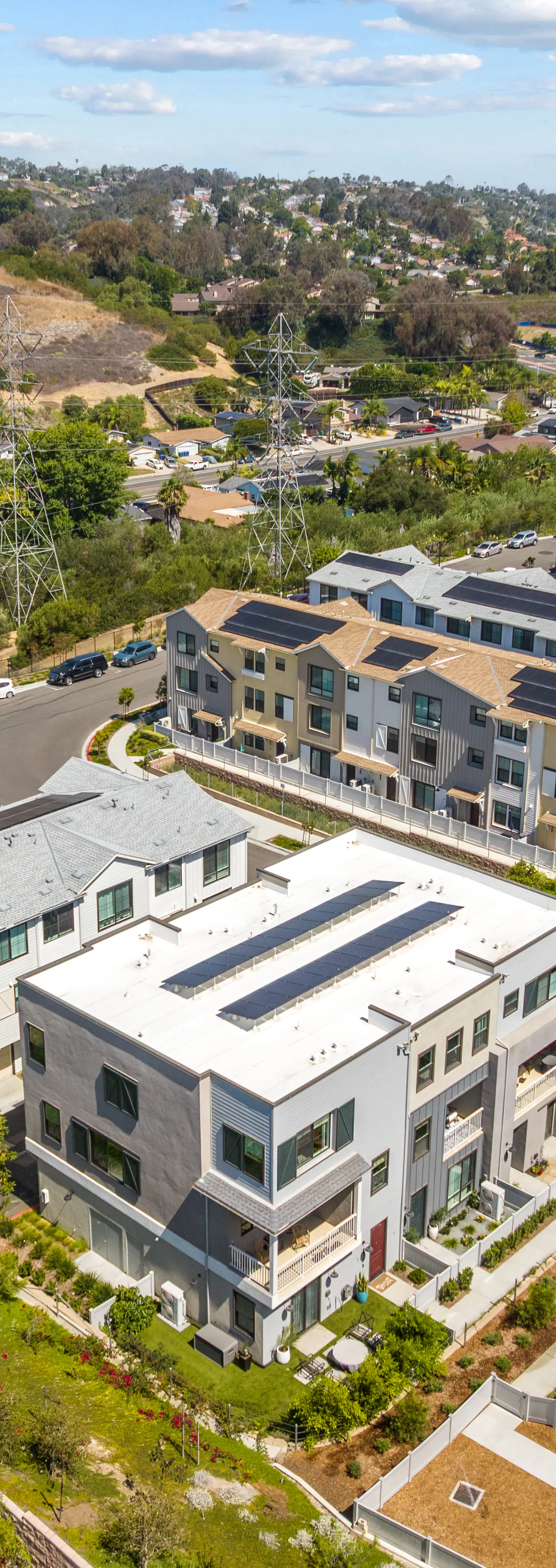 Modern 4BR Townhouse near Beach & Legoland