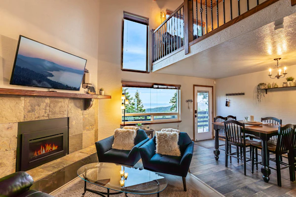 Heavenly Vista Lago Lake Views