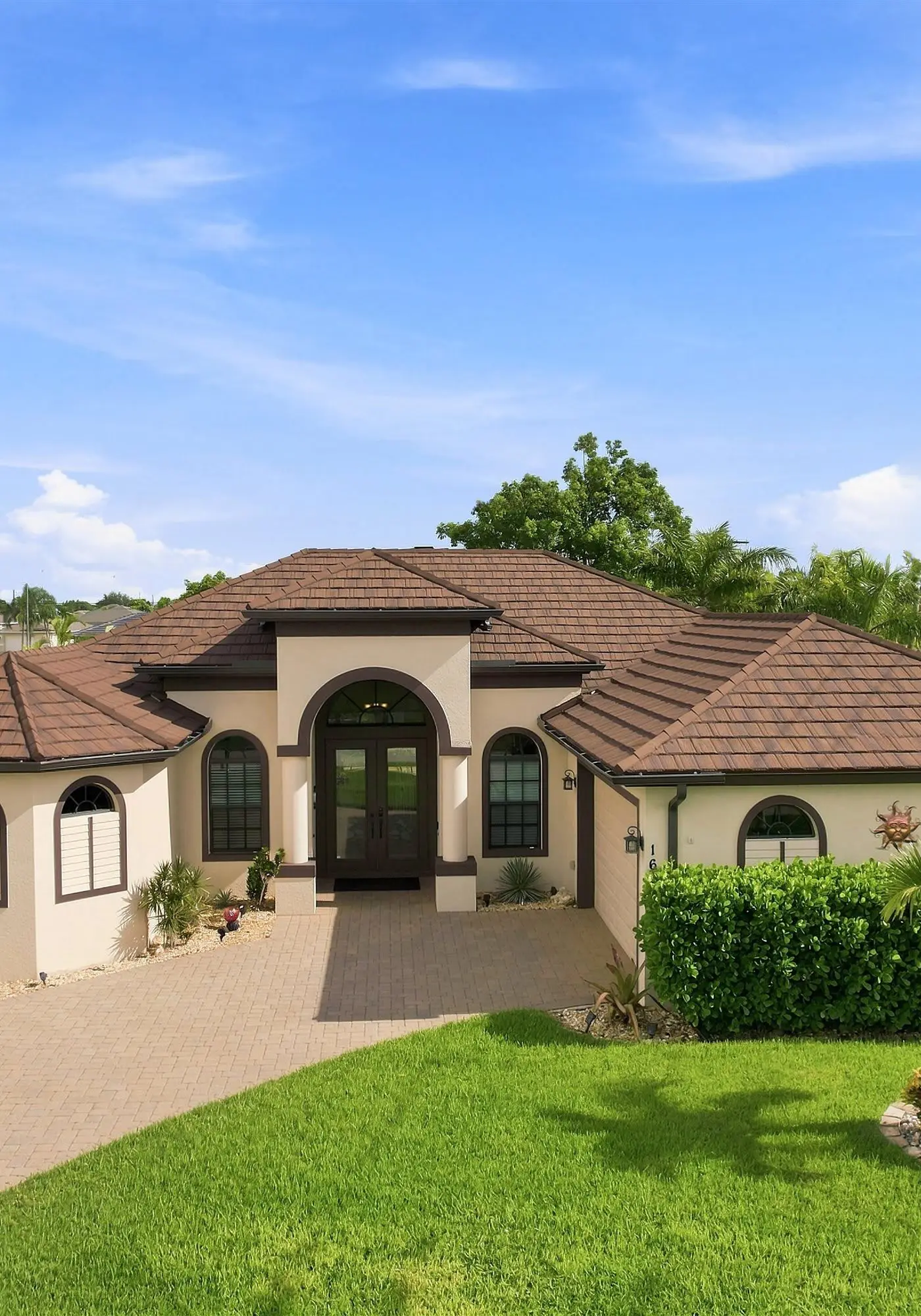 Relaxing Waterfront House in Cape Coral with Private Pool Patio and Canal Views