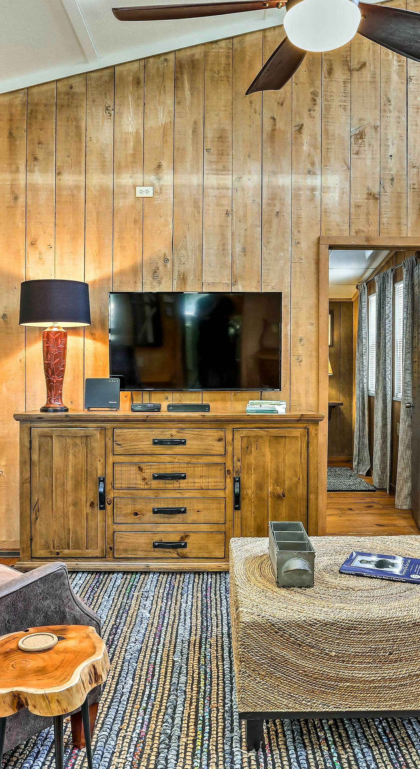 Cozy Hatteras Island Abode ~ 1 Mi to Frisco Beach!