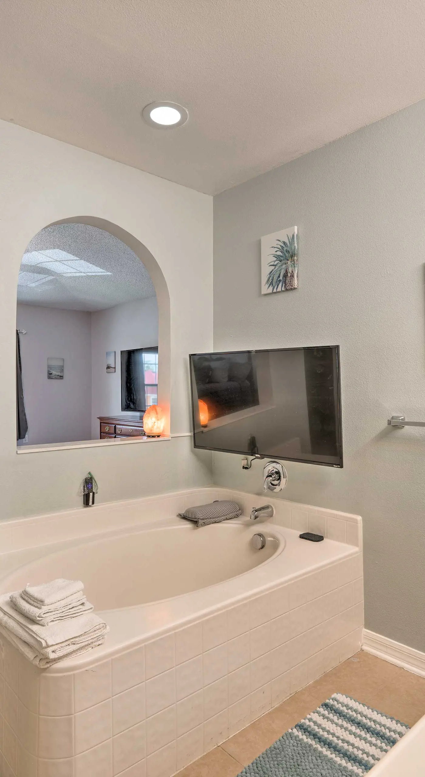 Game Room, Fenced Yard! Extended Base Near WDW