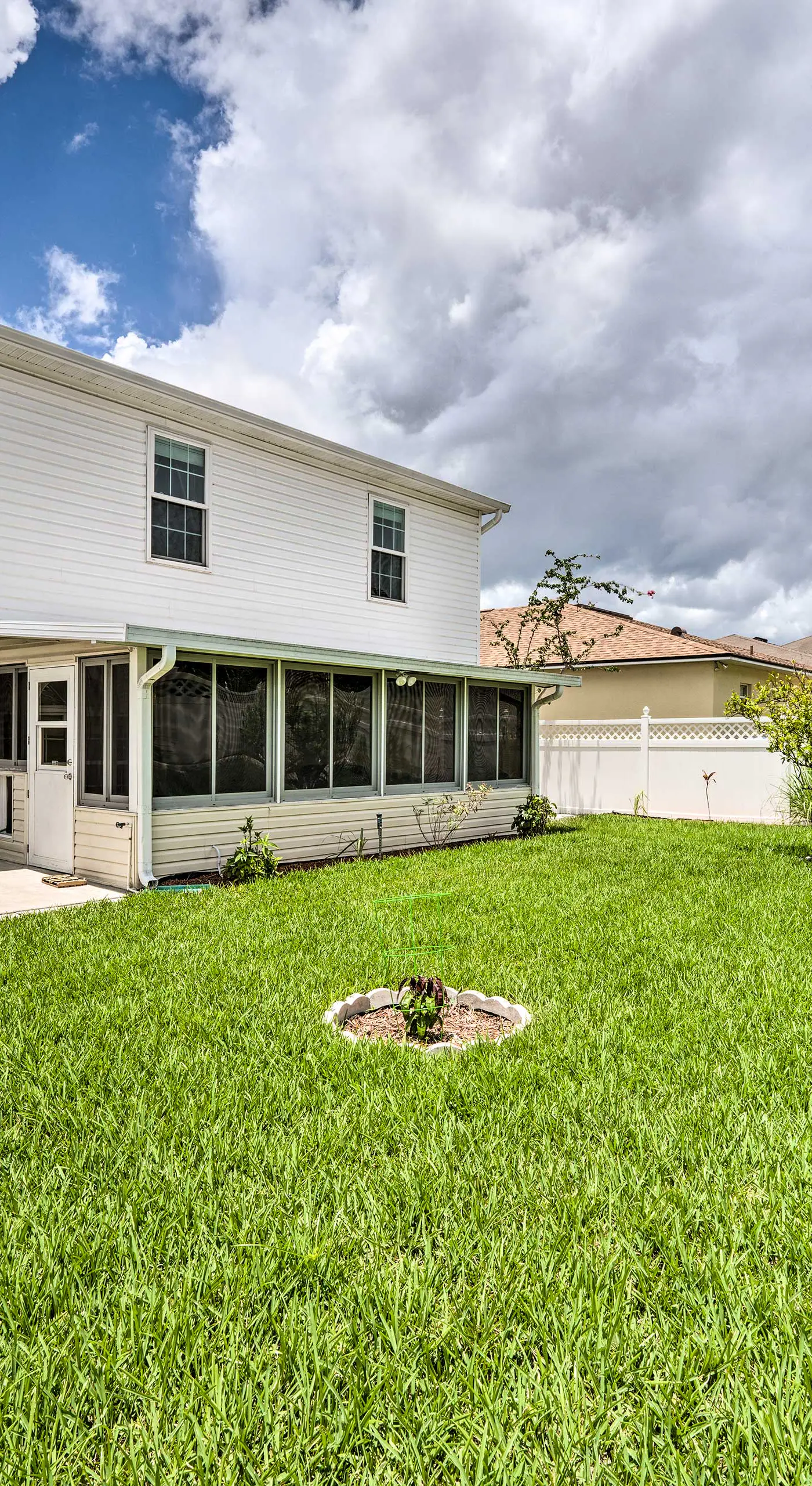 Game Room, Fenced Yard! Extended Base Near WDW