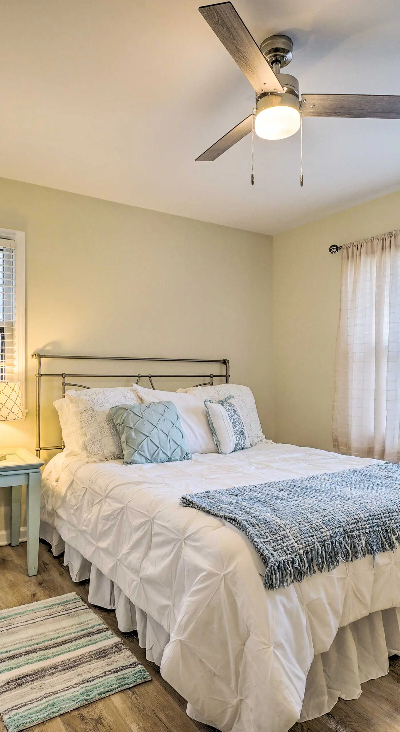 Cozy Wilmington Vacation Rental: 10 Mi to Beach!