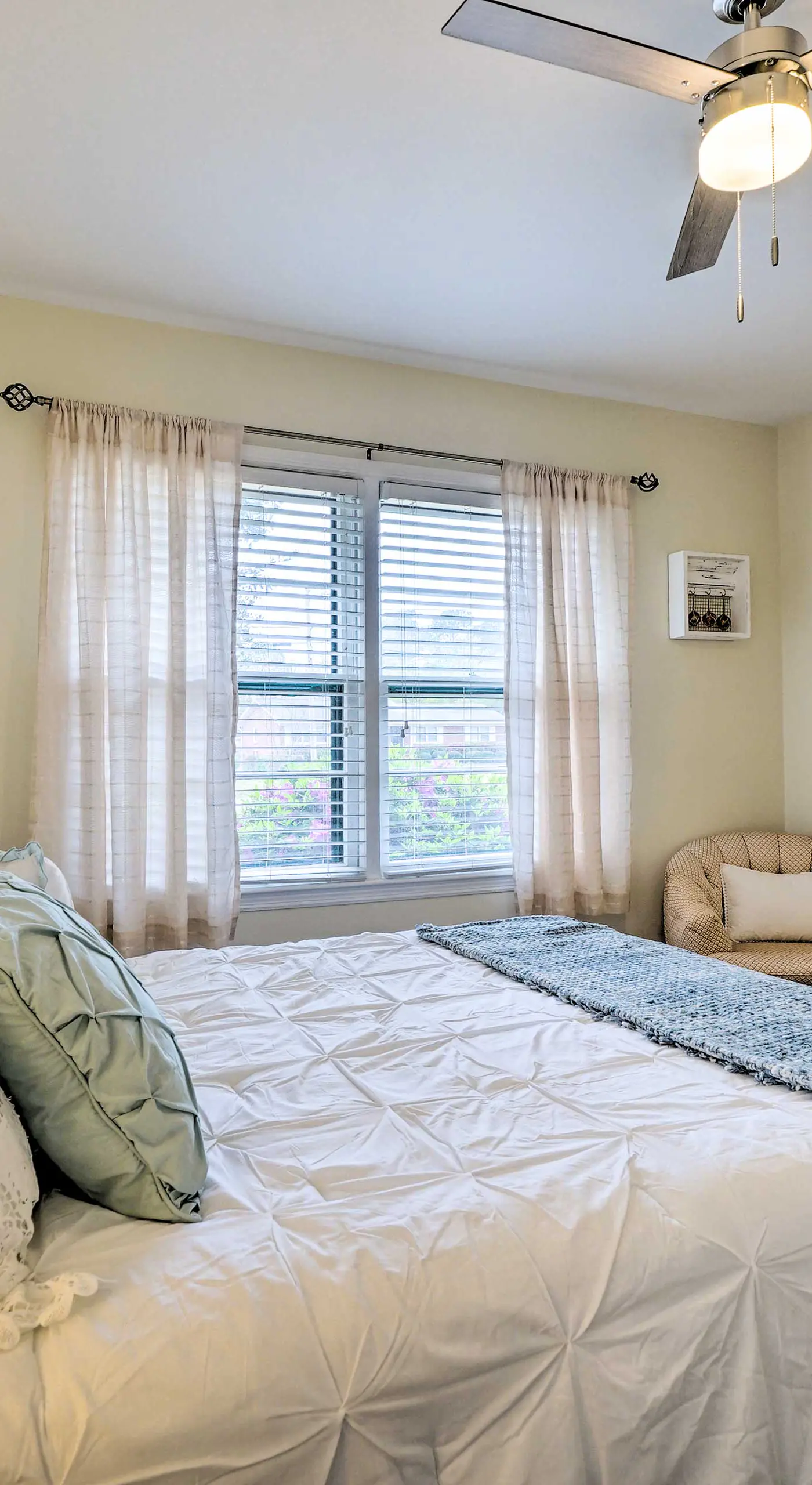 Cozy Wilmington Vacation Rental: 10 Mi to Beach!