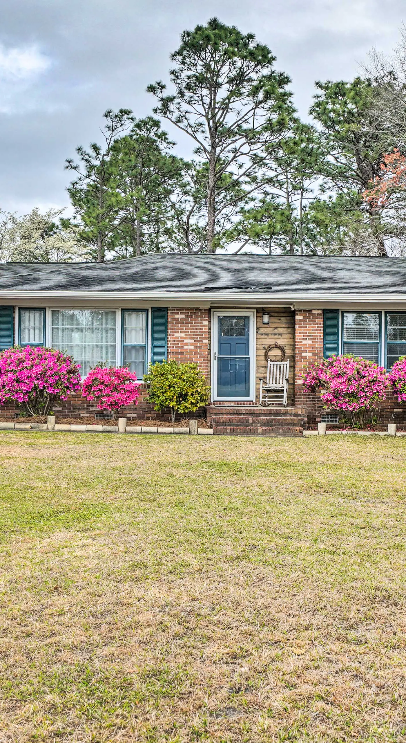 Cozy Wilmington Vacation Rental: 10 Mi to Beach!