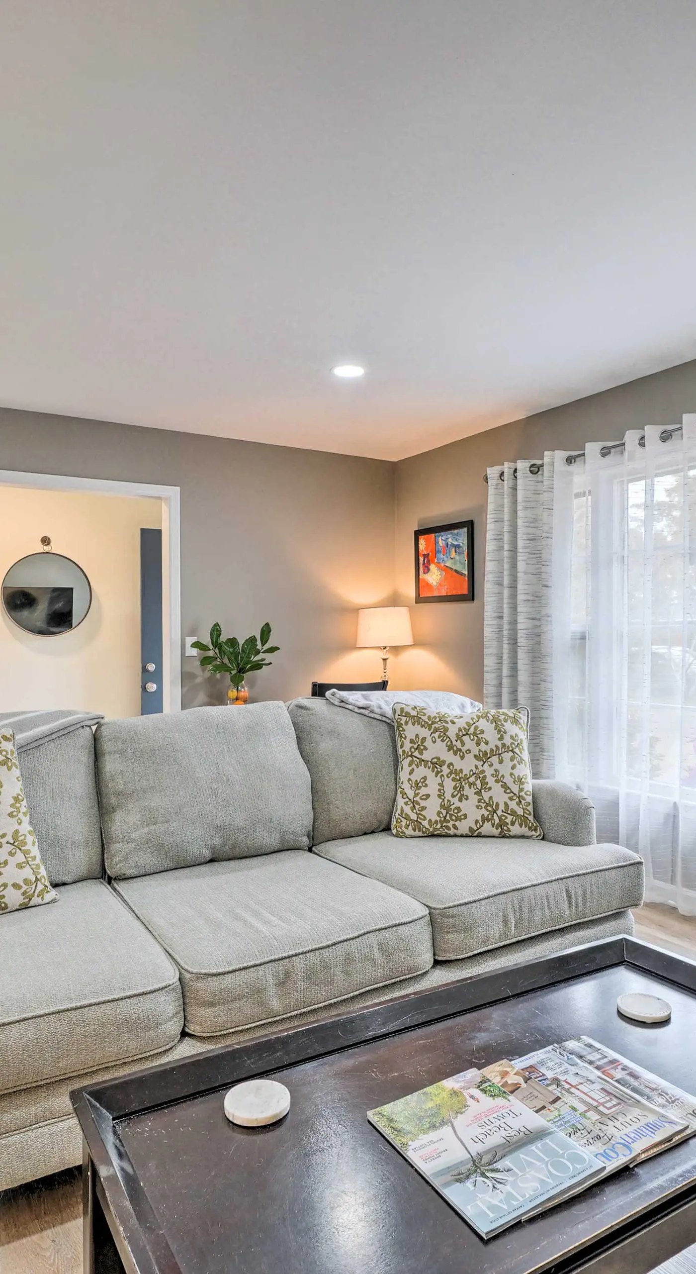 Cozy Wilmington Vacation Rental: 10 Mi to Beach!