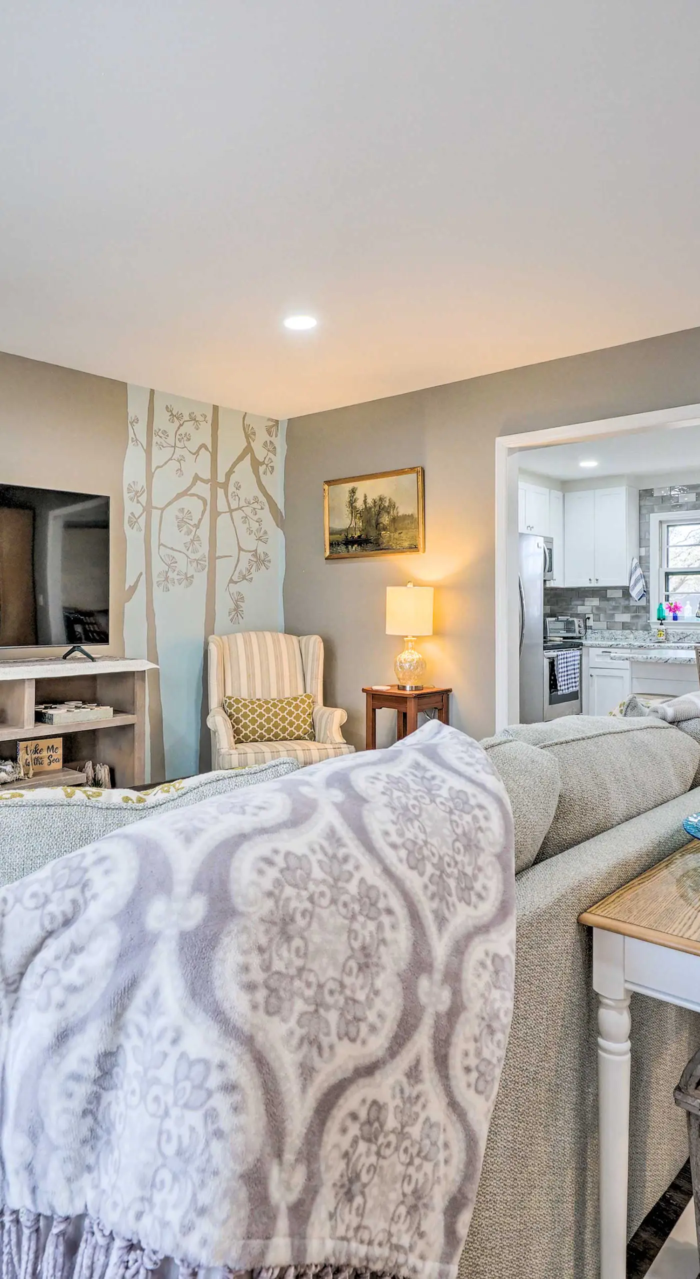 Cozy Wilmington Vacation Rental: 10 Mi to Beach!