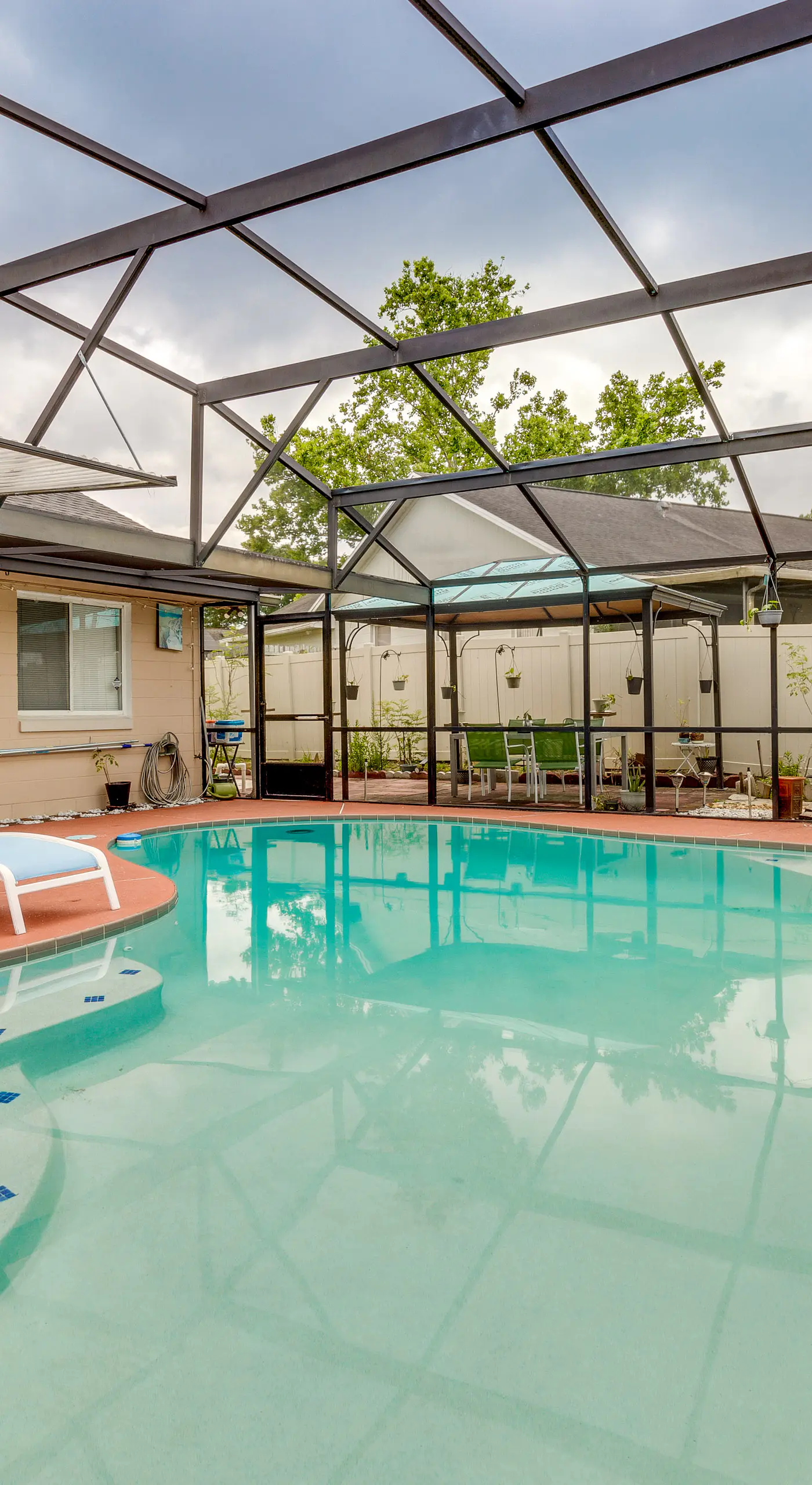 25 Mi to Disney: Home w/ Shared Pool in Orlando