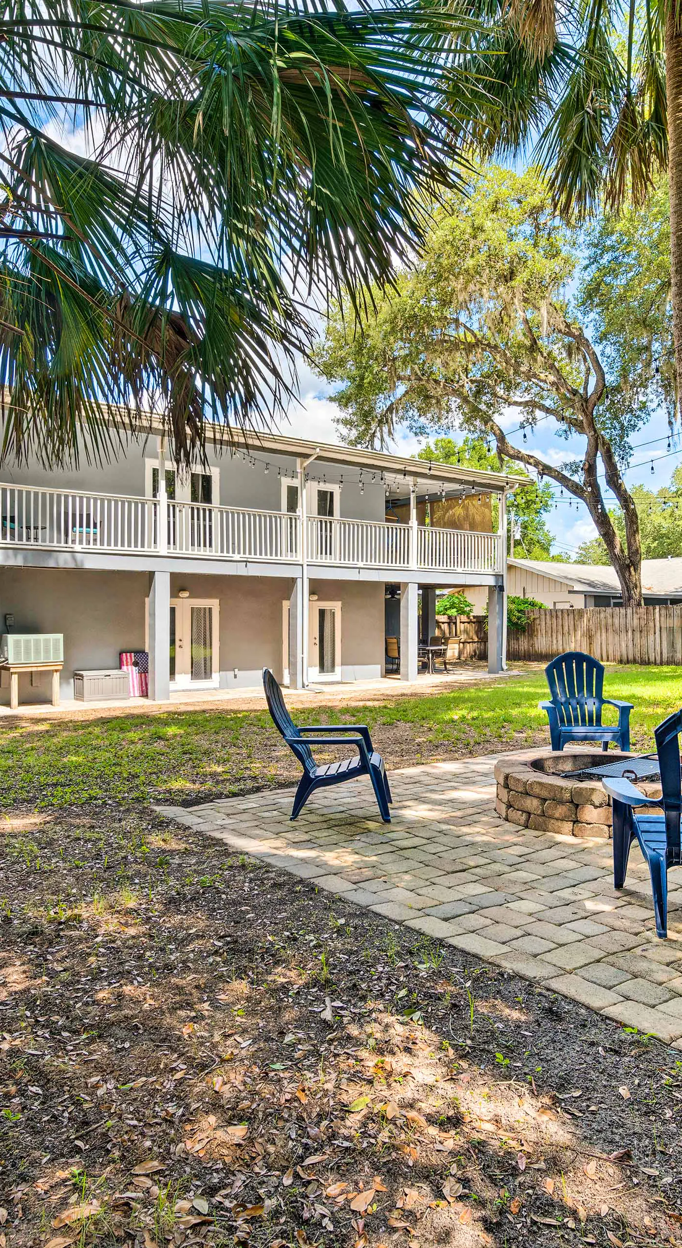 Hot Tub + Game Room: Crystal River Retreat!