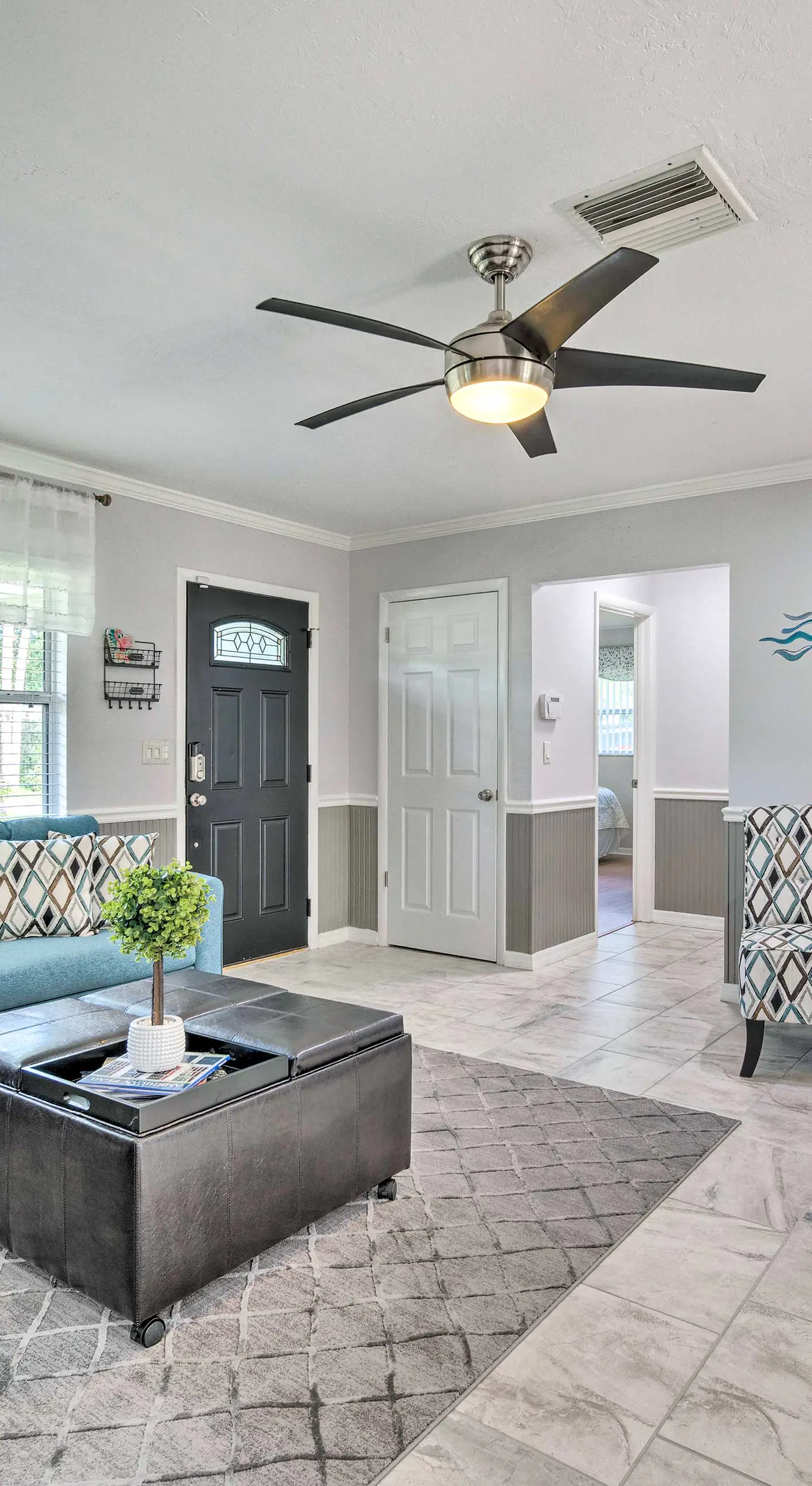 Hot Tub + Game Room: Crystal River Retreat!