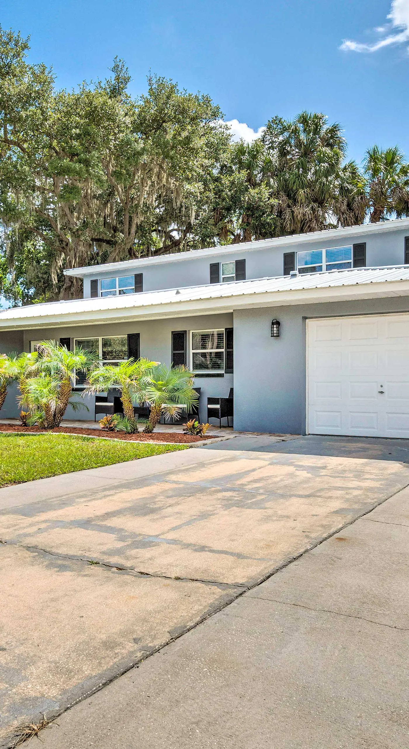 Hot Tub + Game Room: Crystal River Retreat!
