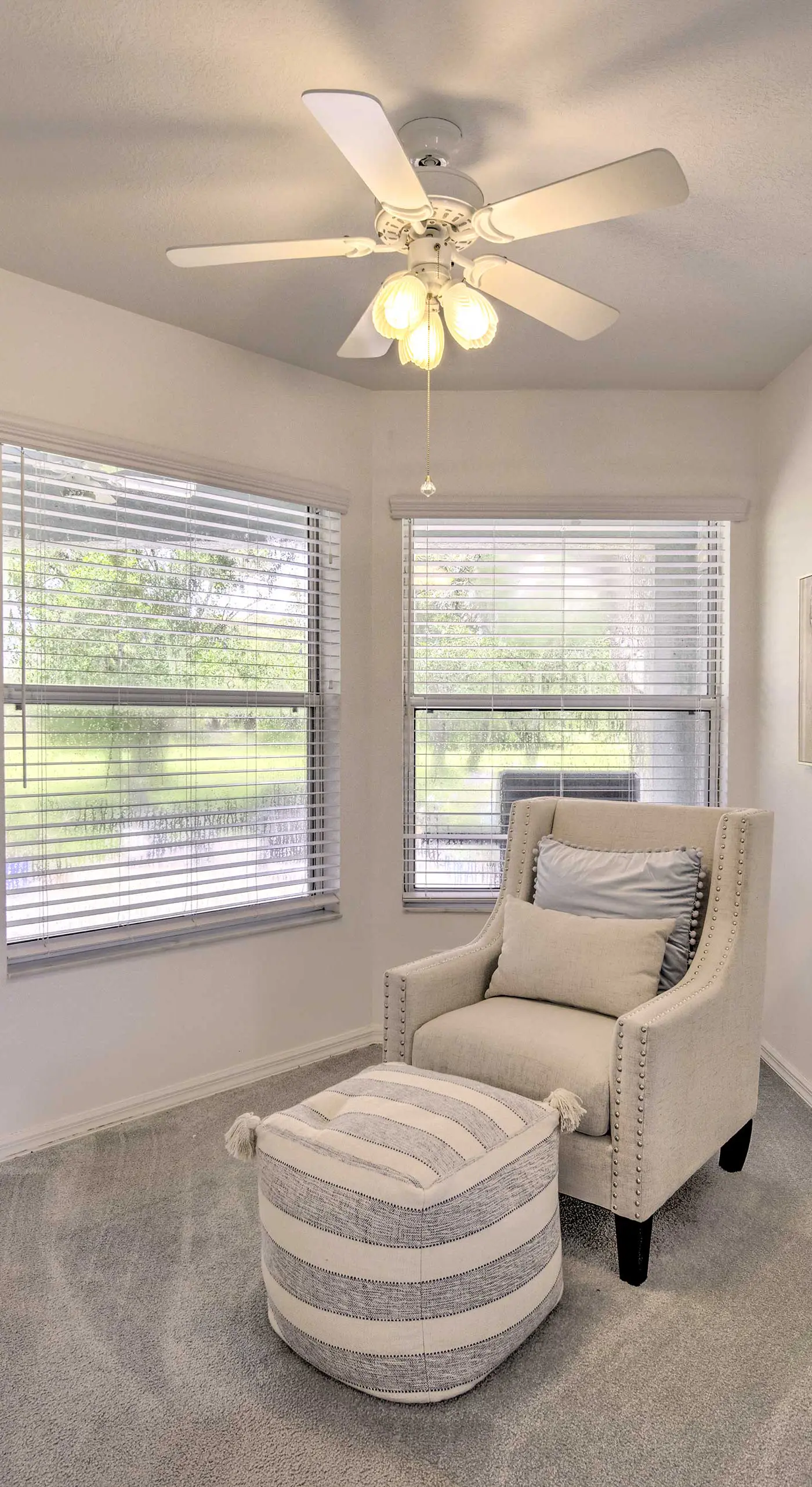 Crystal River Gem Near Three Sisters Springs!