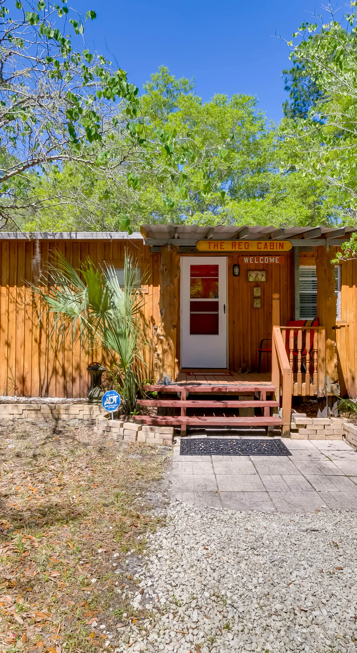 Fire Pit & Boat Dock: Peaceful Dunnellon Cabin!