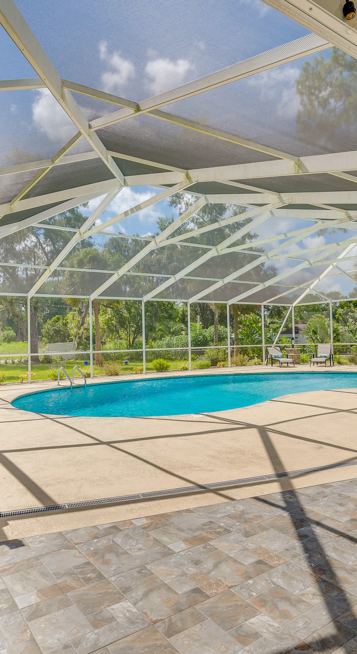 Cozy Ocala Retreat w/ Pool, Screened Lanai!