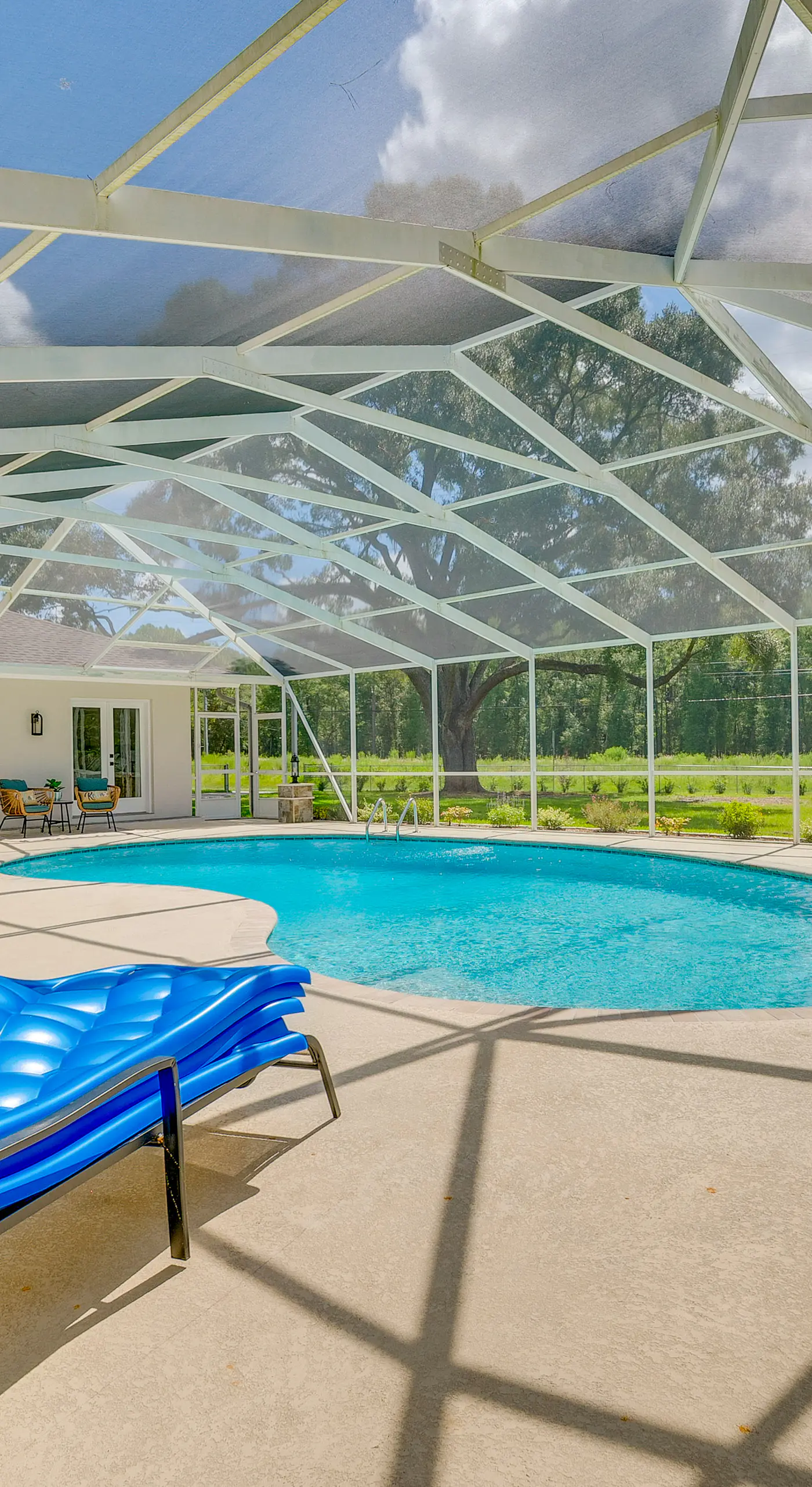 Cozy Ocala Retreat w/ Pool, Screened Lanai!